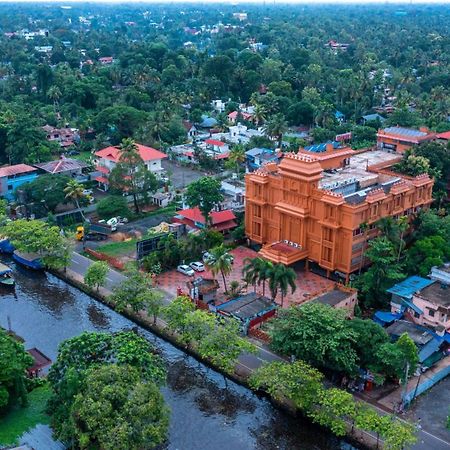 Haveli Backwater Resort Alappuzha Exterior foto